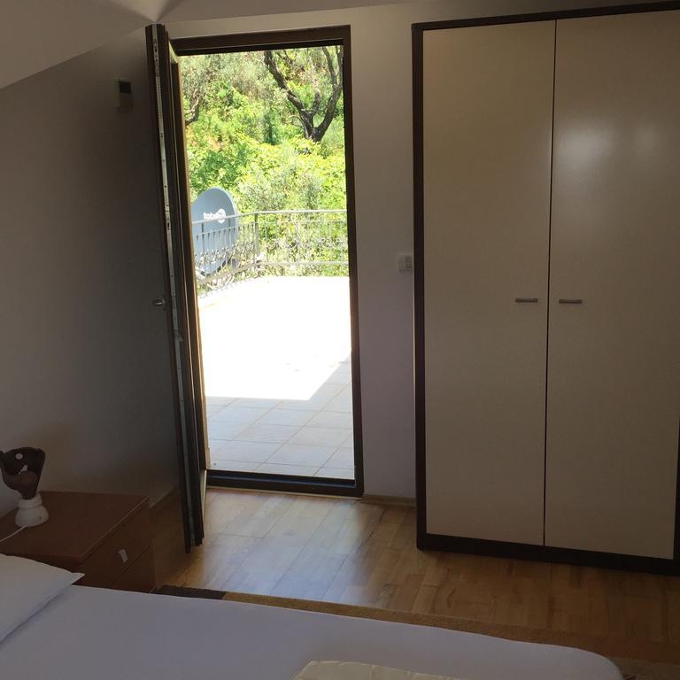 Apartments Ivan Petrovac Bilik gambar