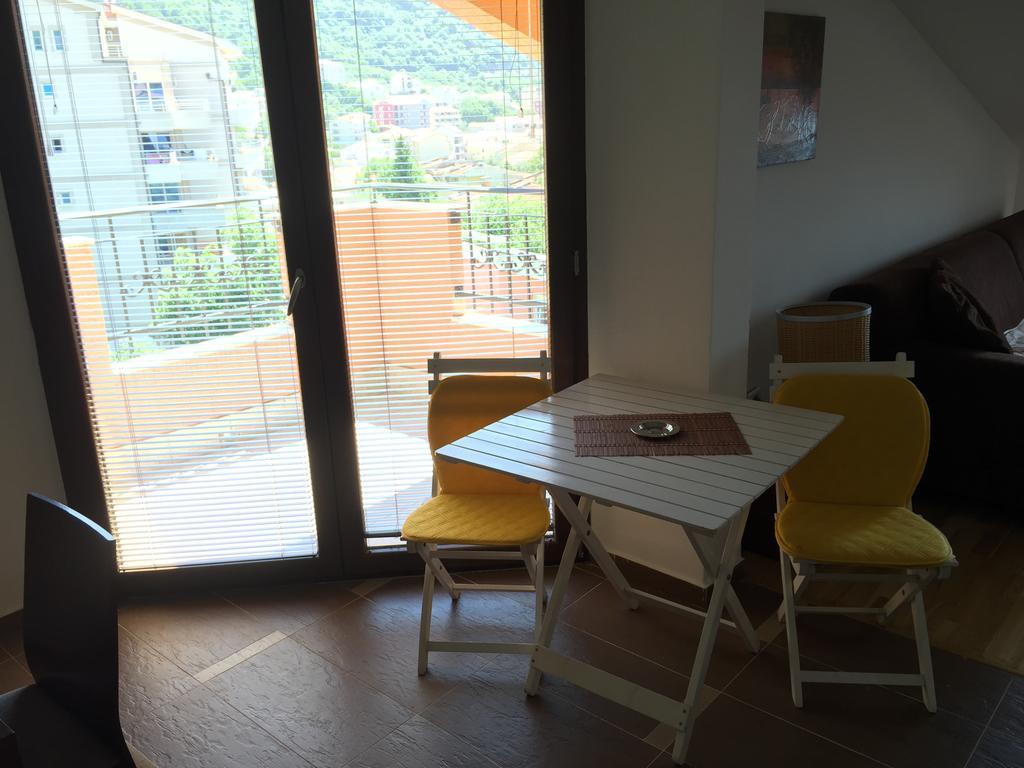 Apartments Ivan Petrovac Luaran gambar