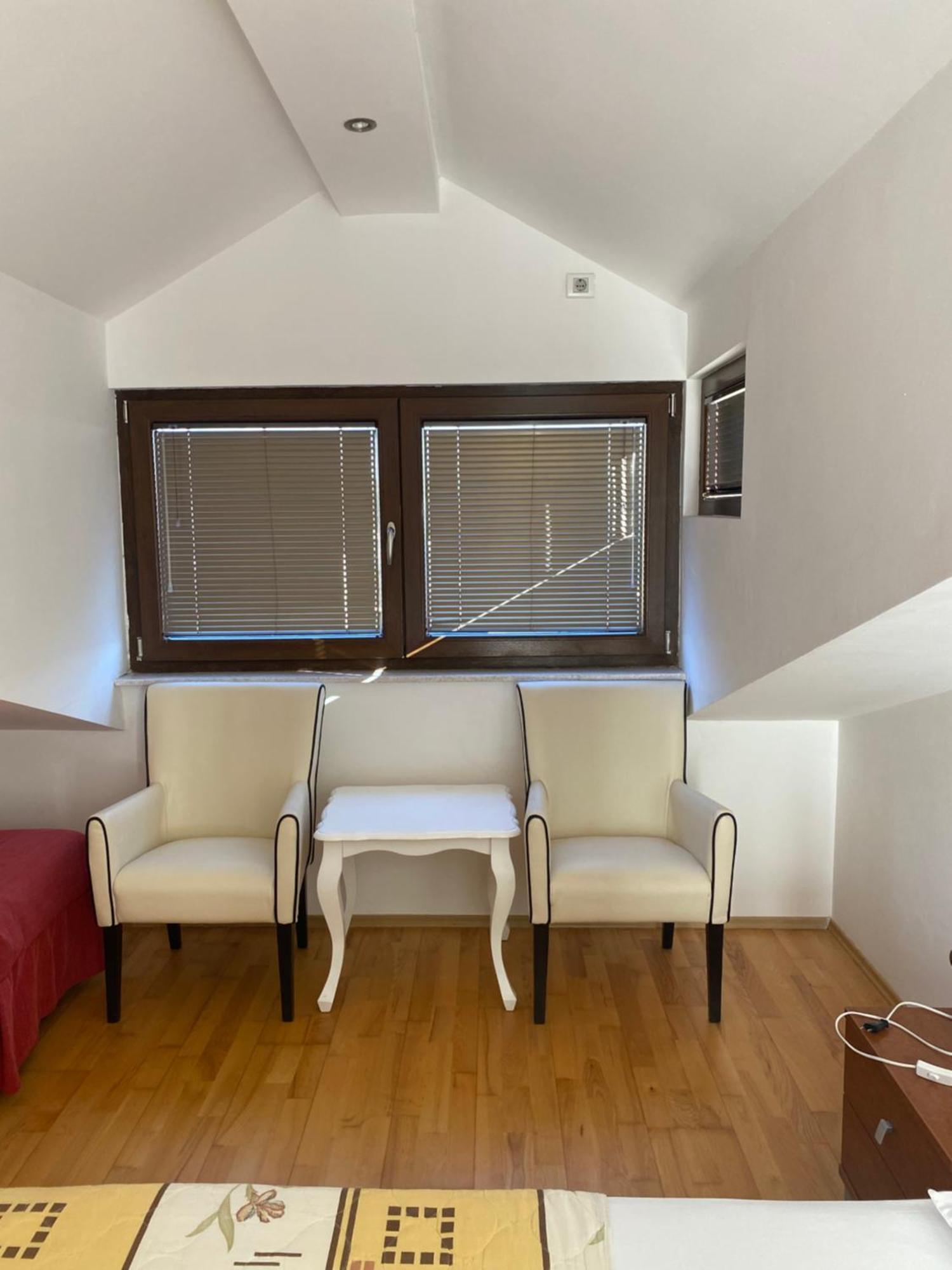 Apartments Ivan Petrovac Luaran gambar