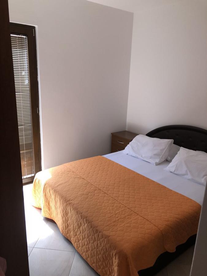 Apartments Ivan Petrovac Luaran gambar