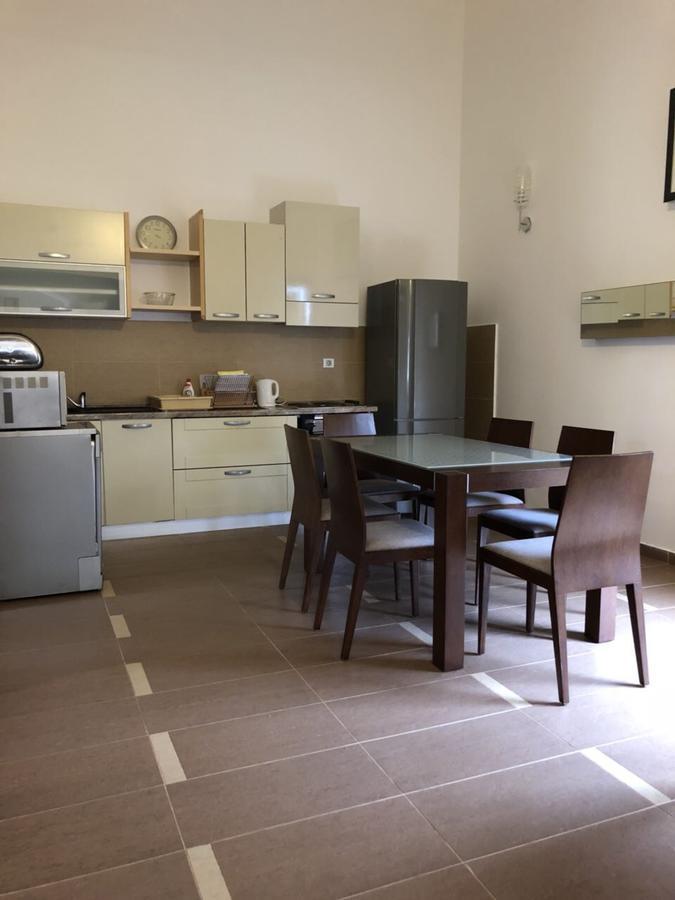 Apartments Ivan Petrovac Luaran gambar