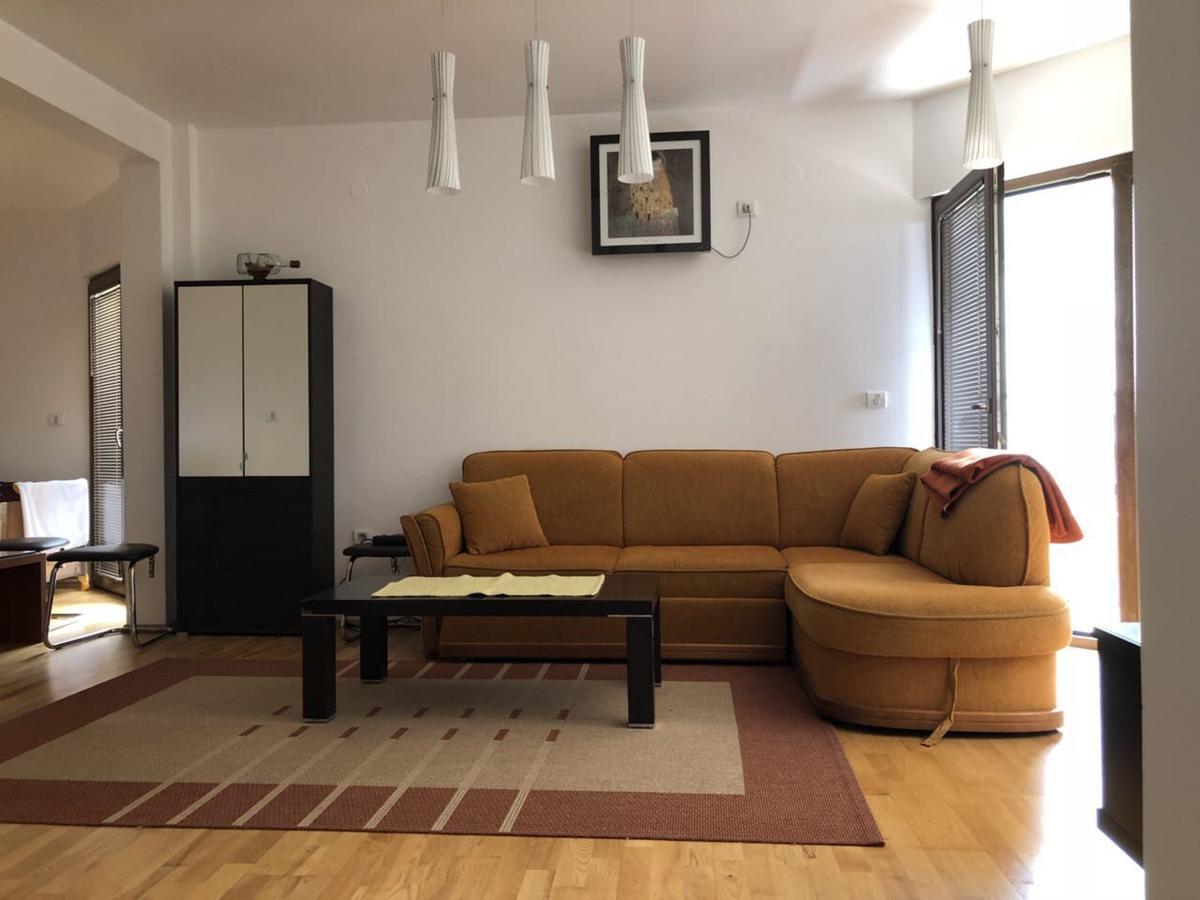 Apartments Ivan Petrovac Luaran gambar